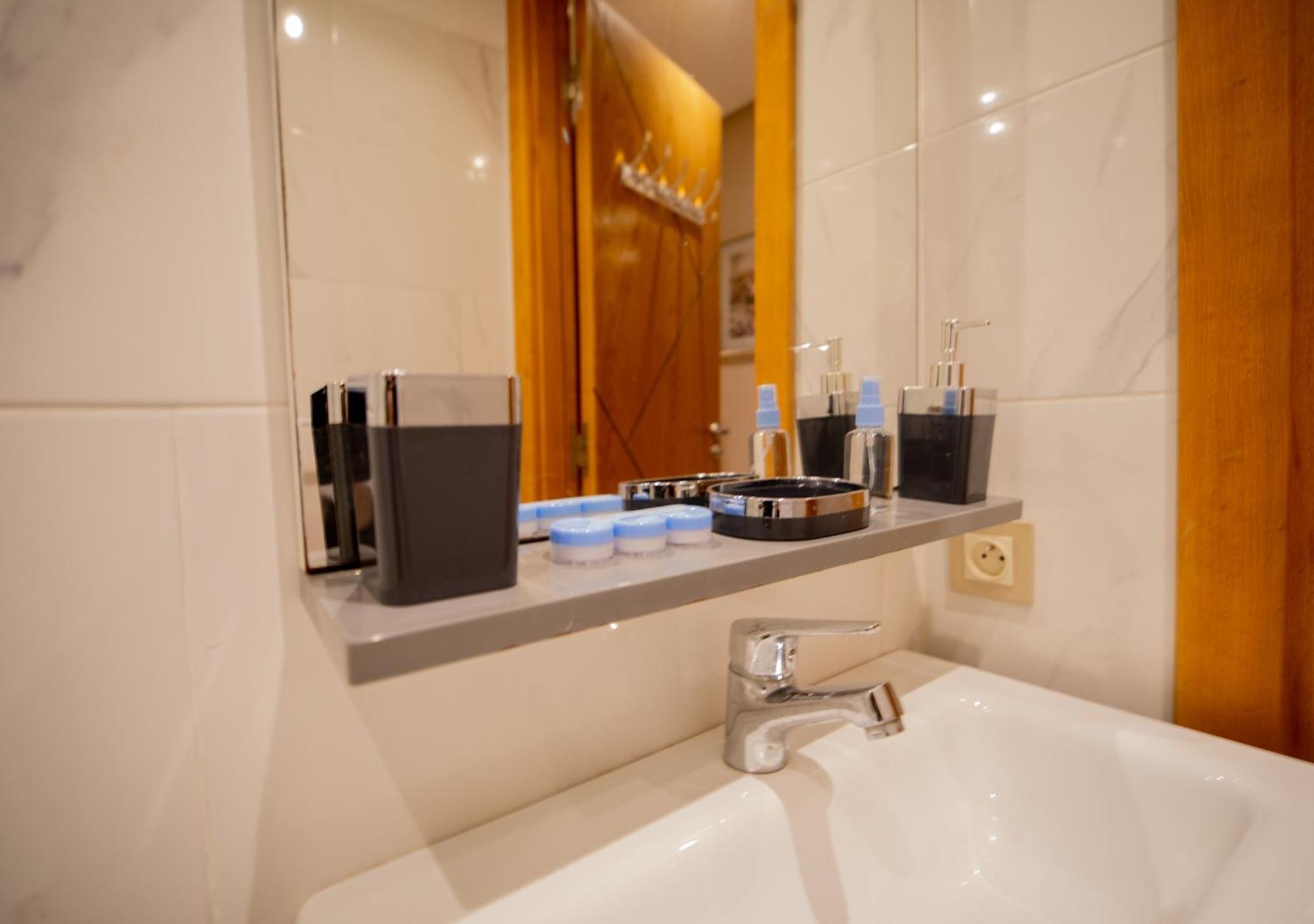 R101- Cosy And Stylish Apartment With King Size Bed- Belvedere Casablanca Ngoại thất bức ảnh